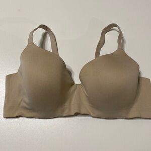 Wacoal women’s bra, size 40c Underwire